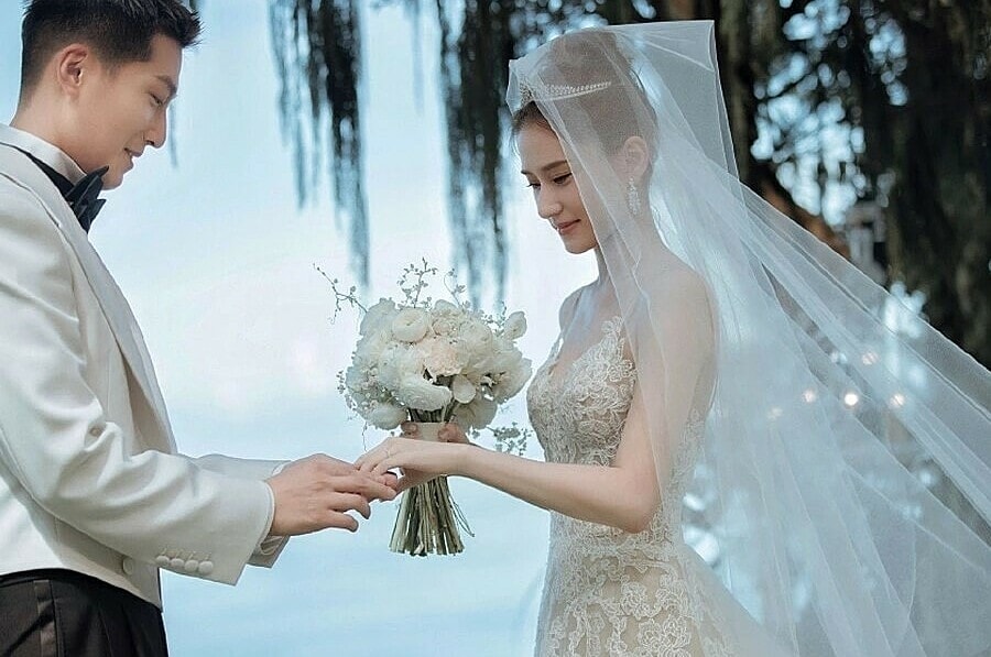 Hà Siêu Liên, Đậu Kiêu phủ nhận ly hôn