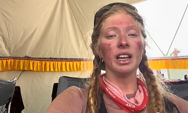 Điều gì xảy ra với cơ thể khi leo 'vùng tử thần' đỉnh Everest?