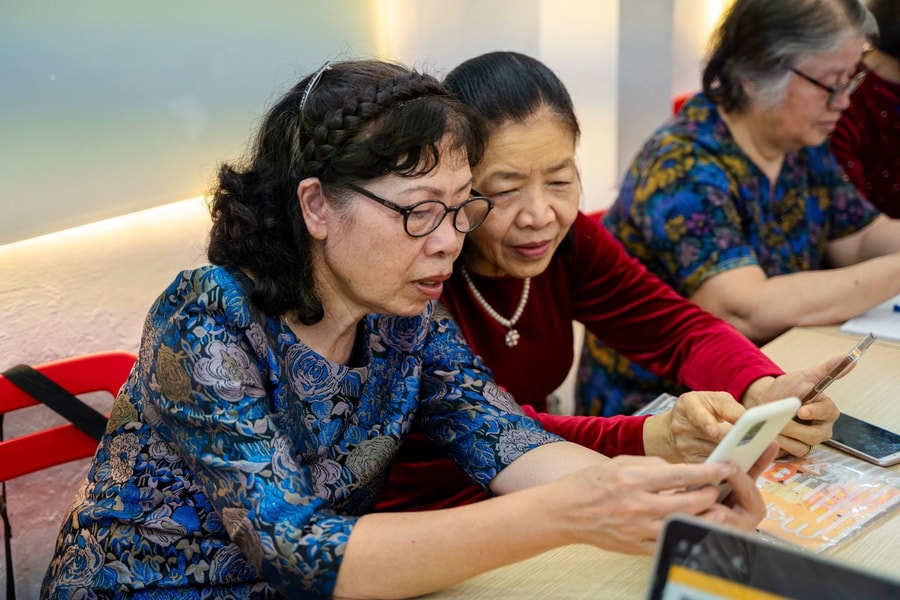 Nguồn cảm hứng từ những người già luôn tiến lên phía trước