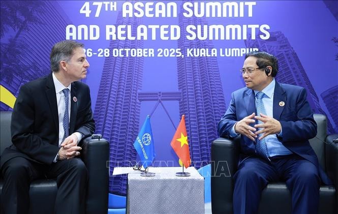 Thủ tướng Phạm Minh Chính gặp Phó Chủ tịch World Bank phụ trách Đông Á - Thái Bình Dương