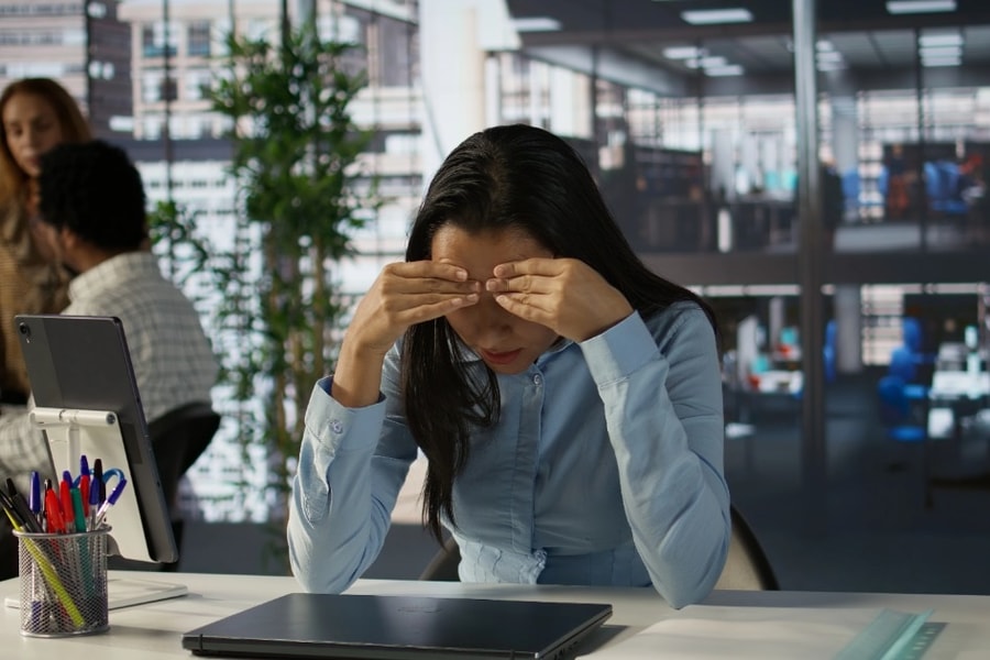 Hơn 3.000 lao động trẻ Nhật Bản tự tử mỗi năm