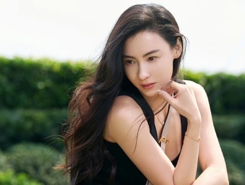 Tuổi thơ cơ cực của Trương Bá Chi