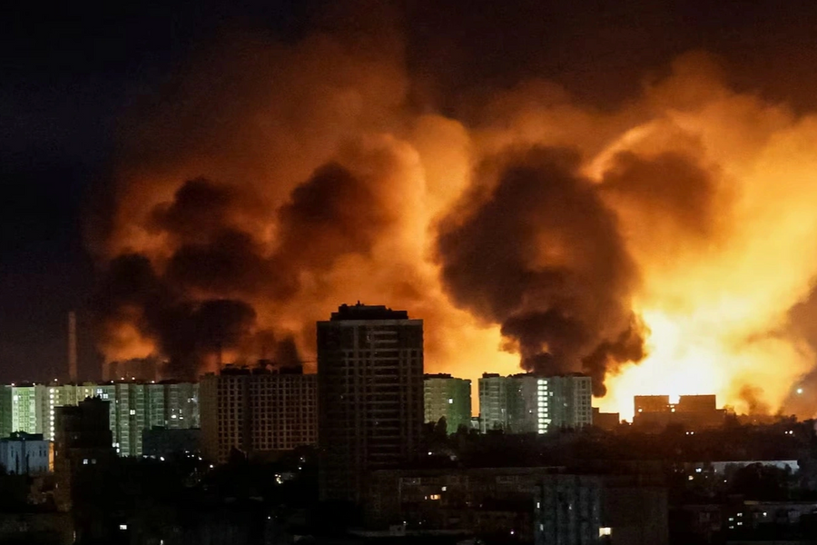 Ukraine tập kích vào thủ đô Moskva, 2 sân bay đóng cửa