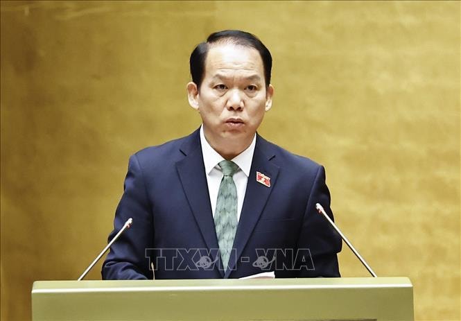 Quy định cụ thể việc tự nguyện đóng góp, hỗ trợ kinh phí chuyển giao người đang chấp hành án phạt tù