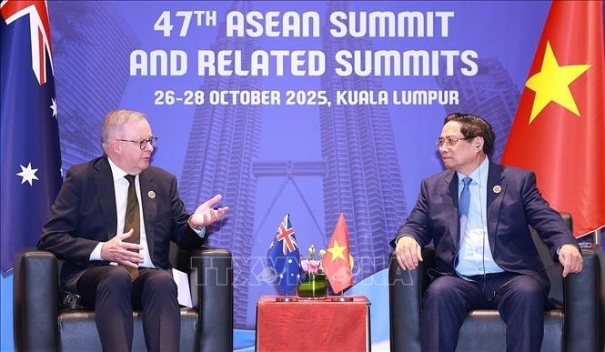 Thủ tướng Phạm Minh Chính gặp Thủ tướng Australia và Phó Thủ tướng Nga