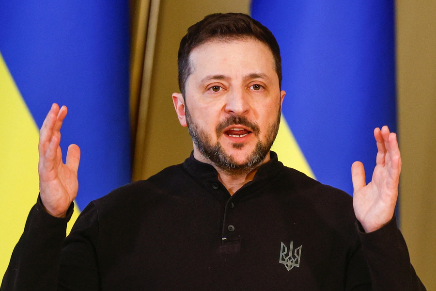 Tổng thống Zelensky lệnh không kích sâu hơn vào Nga