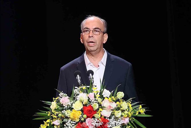 Giới thiệu dự thảo nghị quyết kêu gọi chấm dứt cấm vận Cuba