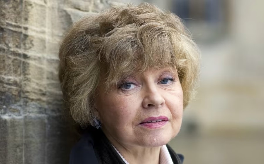 Nữ diễn viên nổi tiếng người Anh Prunella Scales qua đời