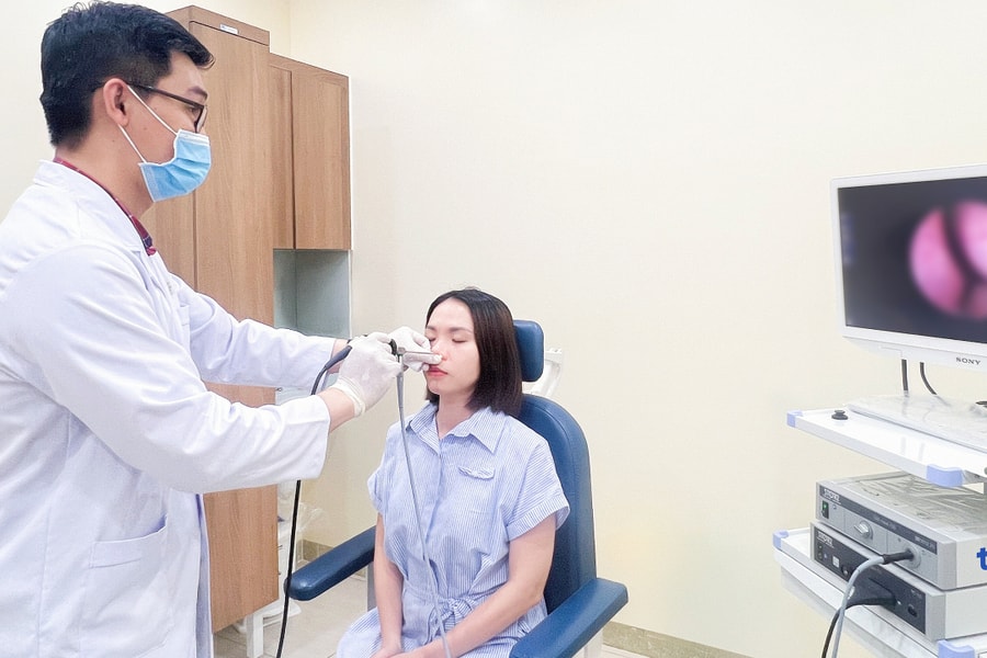 Polyp mũi điều trị tại nhà được không?