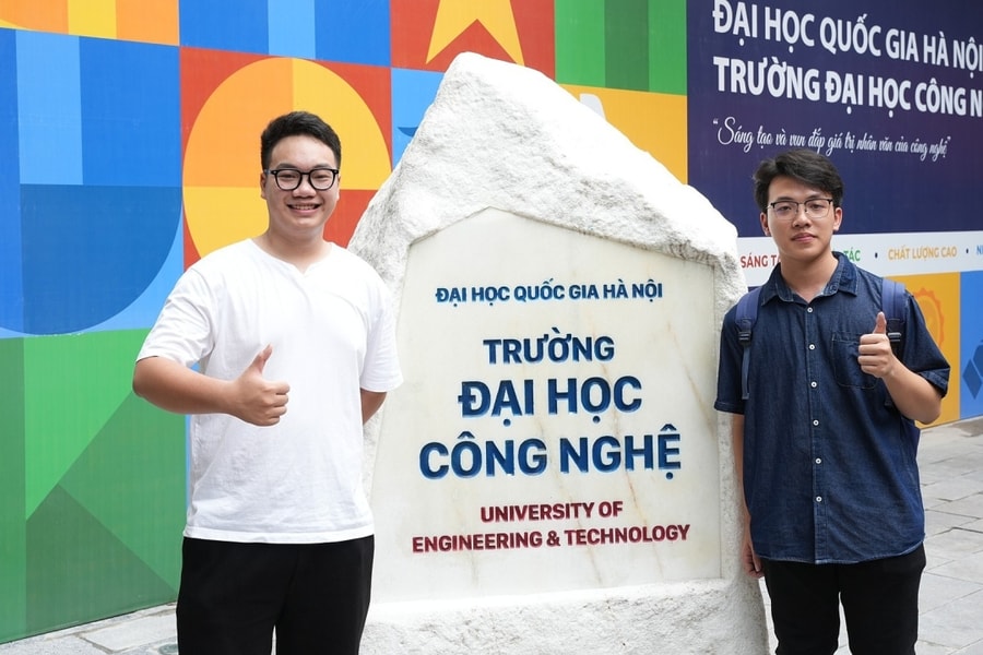 Trường Đại học Công nghệ dự kiến bỏ xét tổ hợp D01, B00