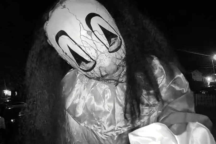 Trêu chọc người thân bằng trò chơi khăm dọa giết