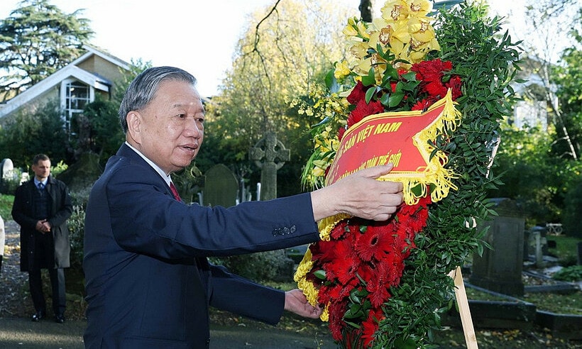 Tổng Bí thư Tô Lâm viếng mộ Karl Marx tại Anh