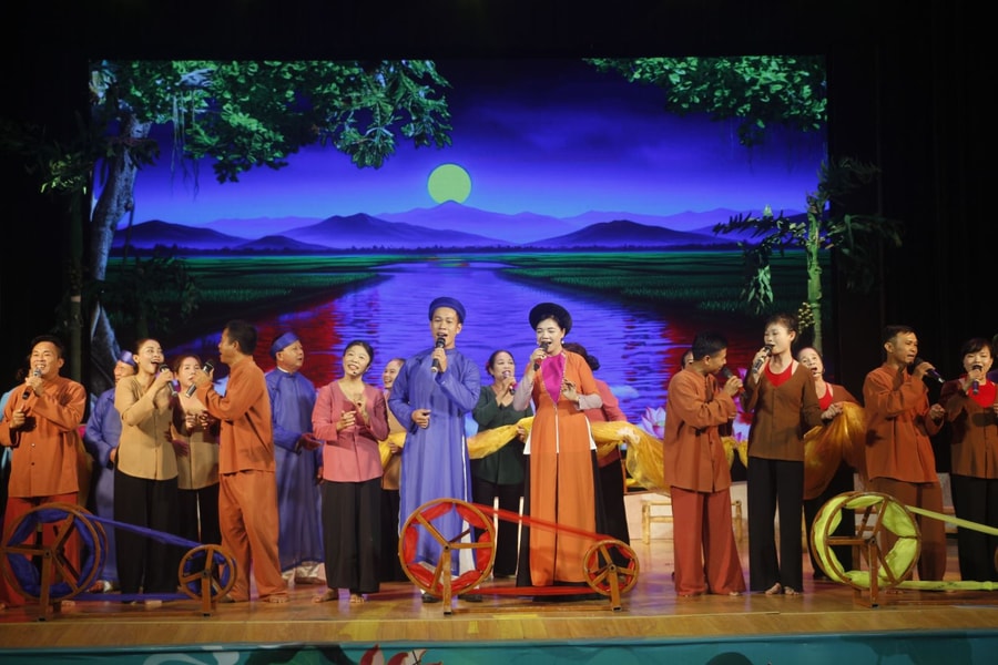 Khai thác Di sản dân ca ví, giặm: Nét du lịch đặc sắc của xứ Nghệ