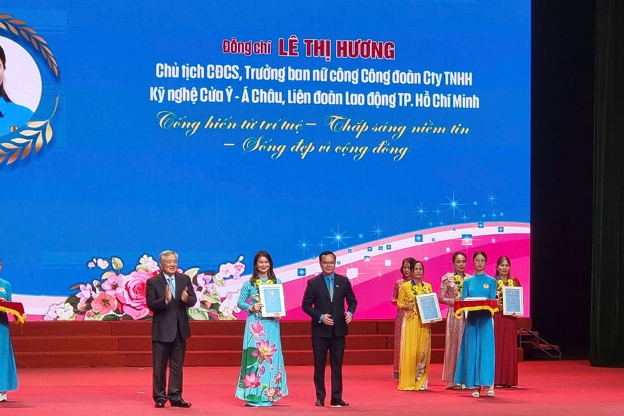 Nữ chủ tịch công đoàn cơ sở chăm lo đời sống công nhân