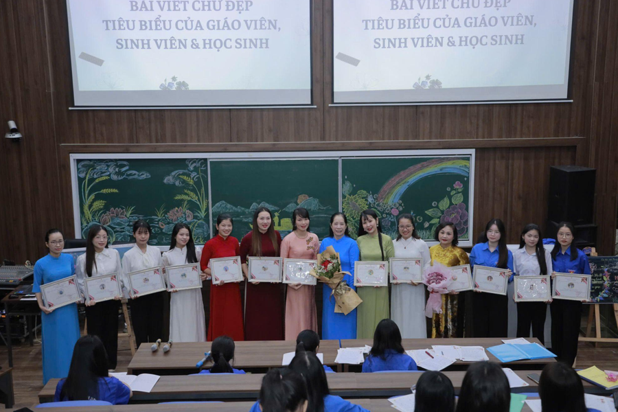 Hành trình nối dài của những người gieo chữ