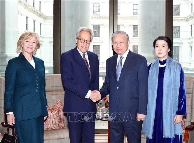 Tổng Bí thư Tô Lâm tiếp Công tước xứ Richmond Charles Henry Gordon-Lennox, đại diện Hoàng gia Anh