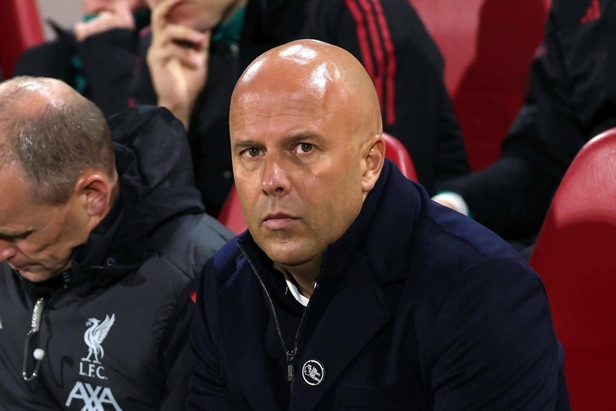 Ferdinand: 'Nực cười với cách bào chữa của Slot'