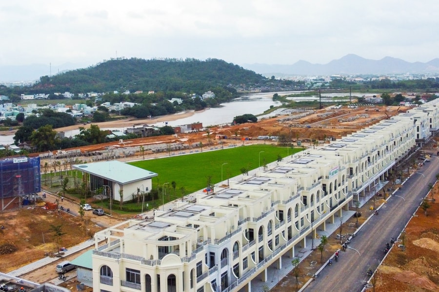 Phát Đạt tăng gần 195 lần doanh thu