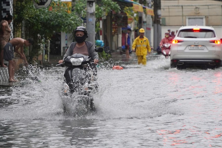 Lý giải nguyên nhân TP Hồ Chí Minh bị ngập trên diện rộng