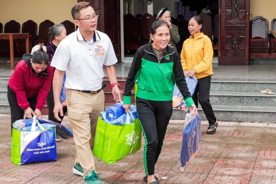 Tiger sát cánh cộng đồng khắc phục hậu quả bão lũ
