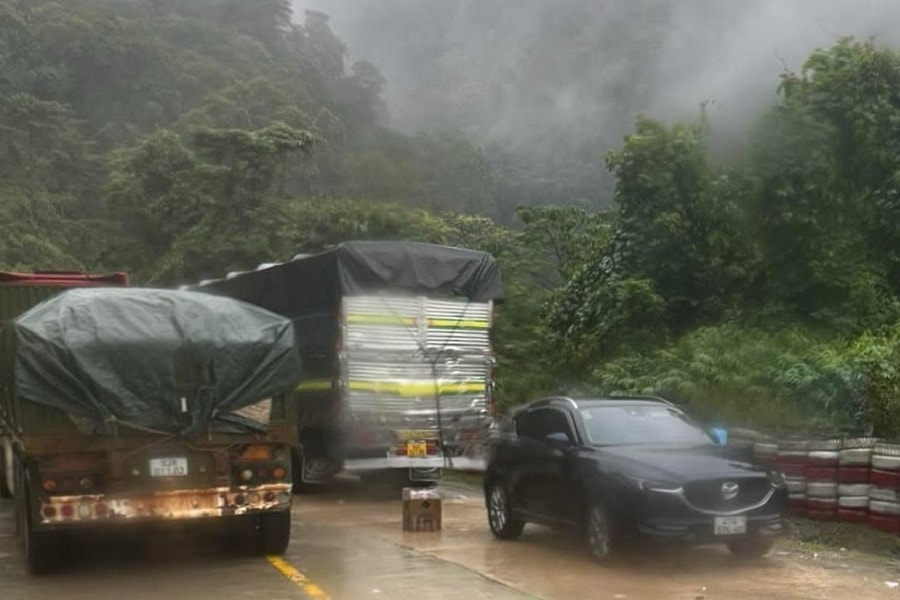 Đèo Lò Xo đã thông xe