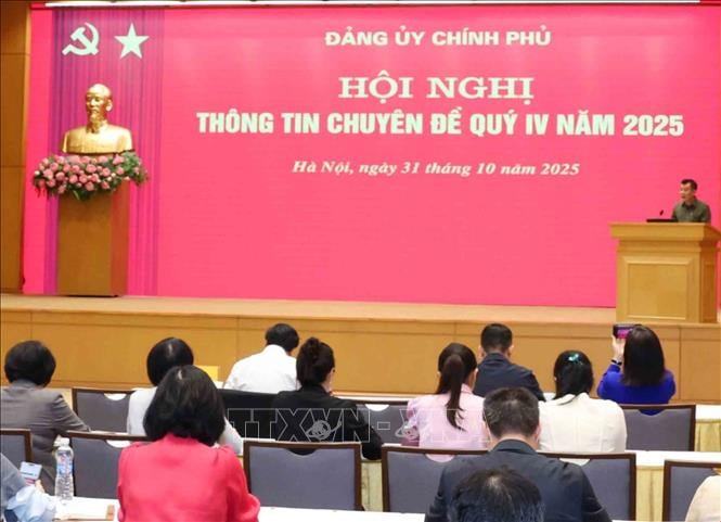 Hội nghị thông tin chuyên đề quý IV/2025 của Đảng ủy Chính phủ