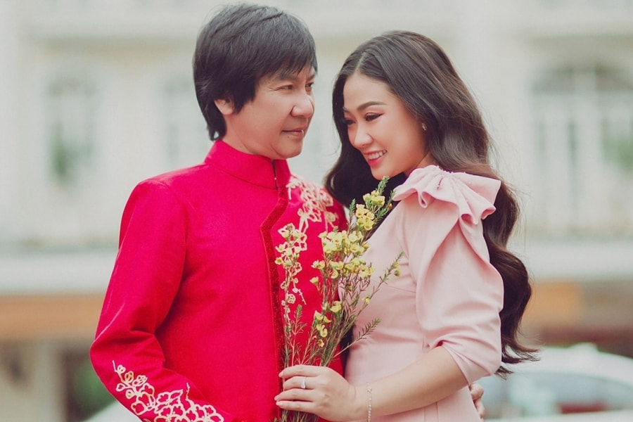 Lê Huỳnh: 'Vợ hy sinh thanh xuân cho tôi'