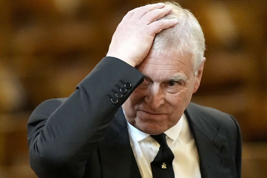 Vua Charles bỏ tước hiệu hoàng gia của Hoàng tử Andrew