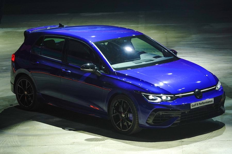 Volkswagen Golf R - hatchback hiệu năng cao giá gần 1,9 tỷ đồng