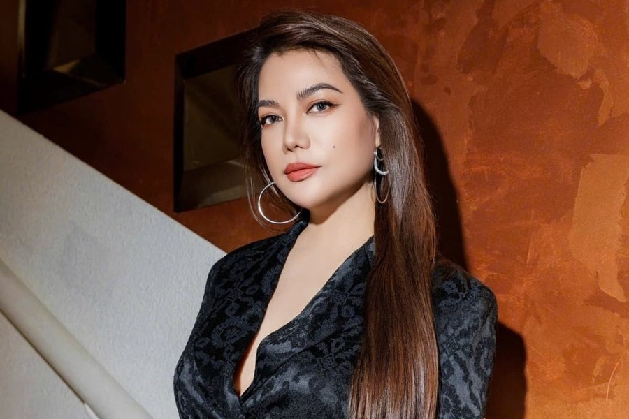 Trang cá nhân của Trương Ngọc Ánh bị tấn công