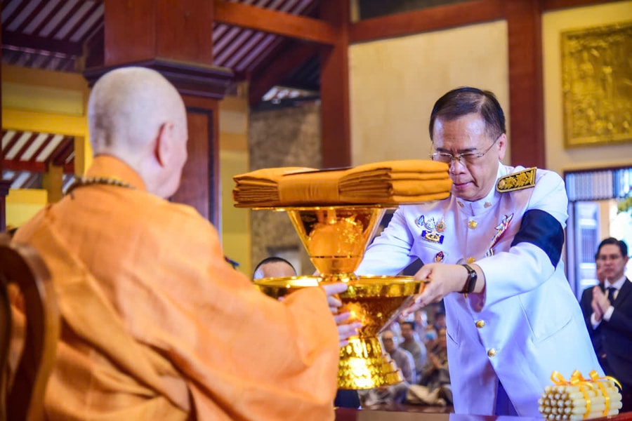 Trang trọng tổ chức Lễ Dâng Y Kathina Hoàng gia Thái Lan tại Việt Nam Quốc Tự