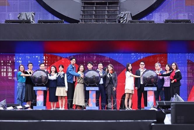 Ngày hội An toàn trực tuyến 'Không Một Mình': Chung tay bảo vệ thế hệ trẻ trong thế giới số