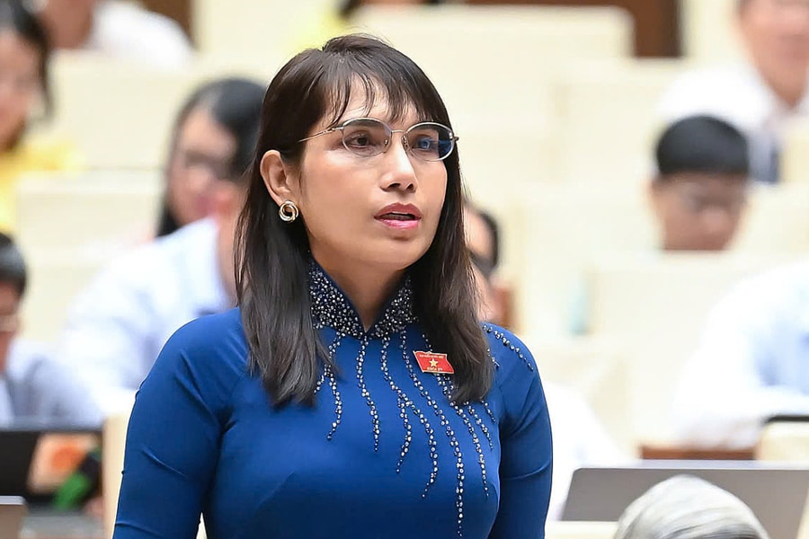 'Học theo tổng tài làm lệch lạc nhận thức giới trẻ'