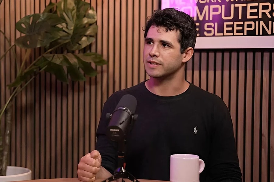 Startup AI mới thành lập tìm kiếm một tỷ USD cho mô hình EQ cao