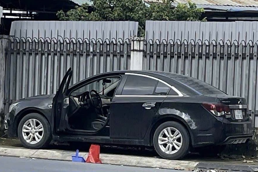 Thi thể cô gái trong cốp ôtô đậu ven đường TP HCM