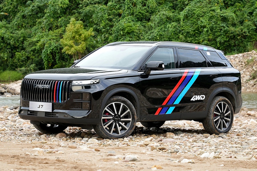 Jaecoo J7 bản dẫn động 4 bánh giá 849 triệu đồng