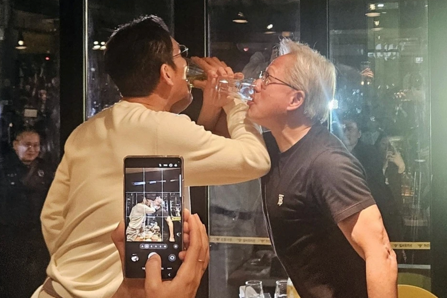 Ai trả tiền cho bữa nhậu của lãnh đạo Nvidia, Hyundai và Samsung?