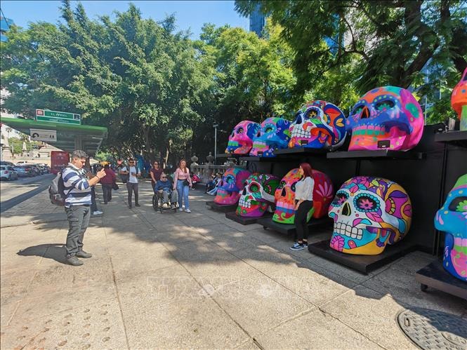 Mexico đón hơn 1,6 triệu du khách dịp Lễ 'Ngày Người chết'