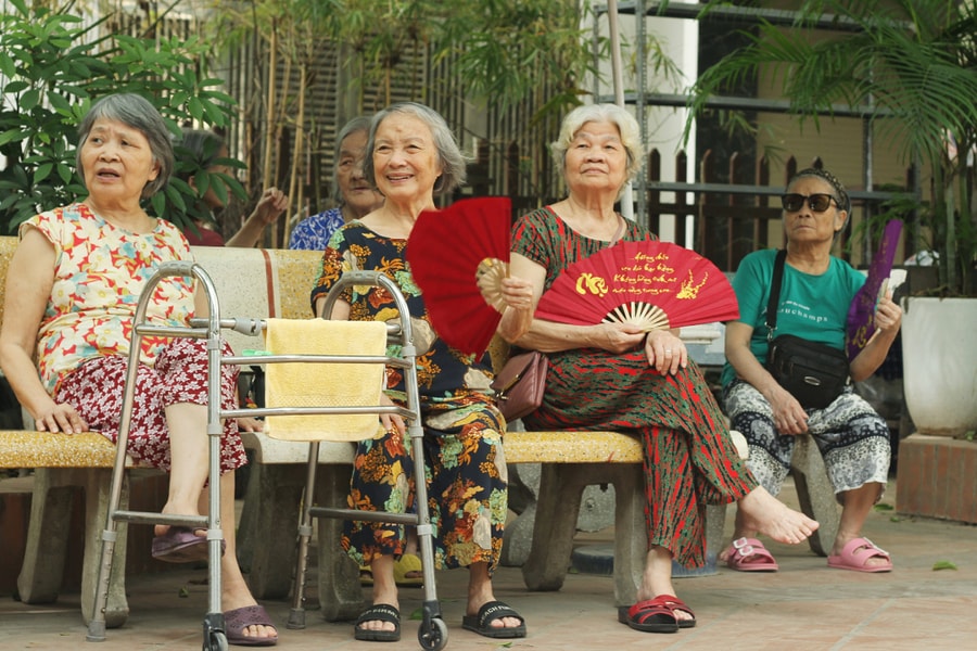 Chuyên gia: Việt Nam có 'chìa khóa vàng' cho vấn đề dân số già