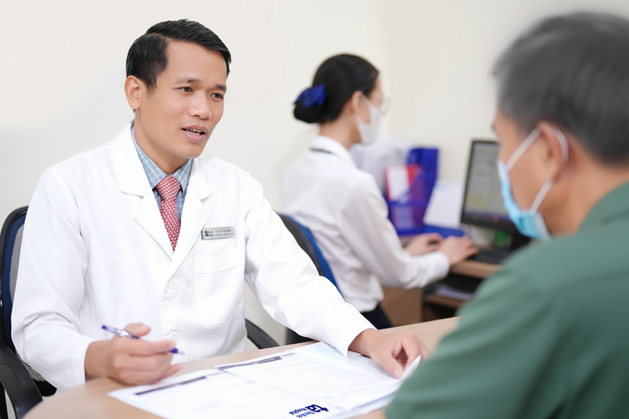 Xạ phẫu kết hợp thuốc miễn dịch chữa ung thư phổi di căn