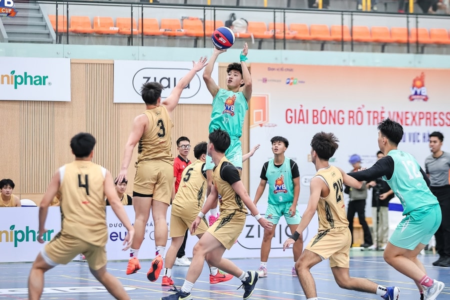 Các đội mạnh thắng lớn ở ngày ba Giải Bóng rổ Trẻ VnExpress