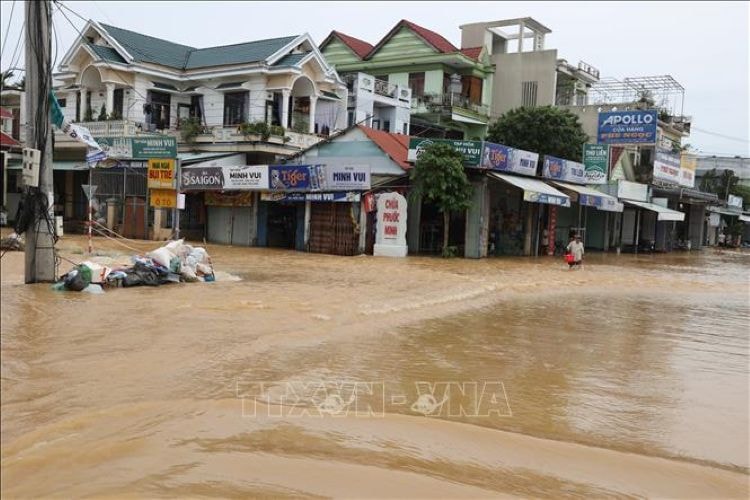 Thời tiết ngày 4/11: Mưa lớn do ảnh hưởng bão Kalmaegi