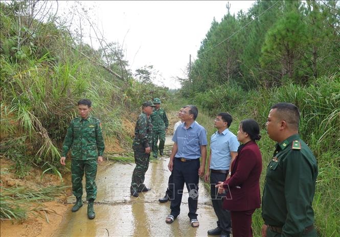 Cần sớm thông các tuyến đường bị sạt lở tại xã Đăk Plô (Quảng Ngãi)