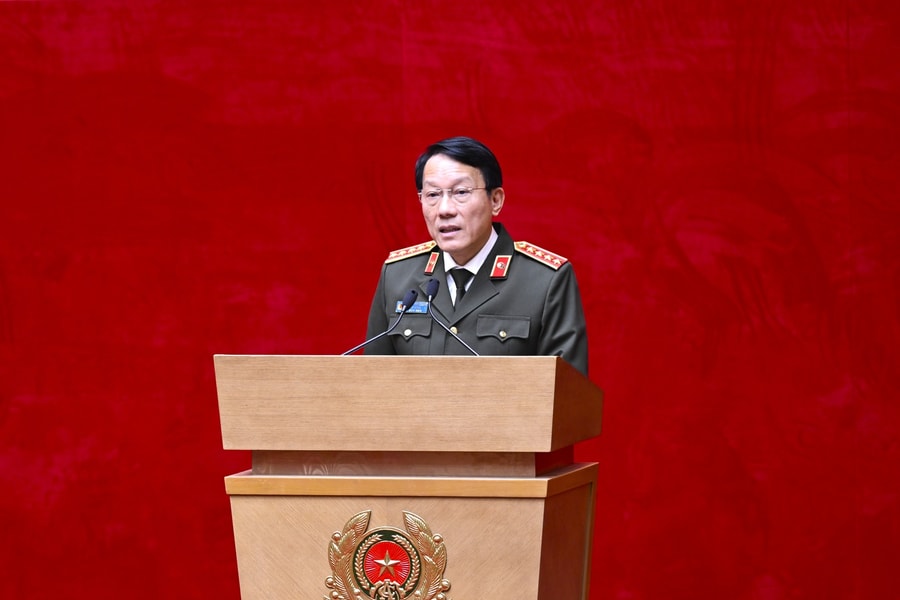 Phát động phong trào thi đua ‘Ba nhất’: Xây dựng Công an nhân dân kỷ luật nhất - trung thành nhất - gần dân nhất