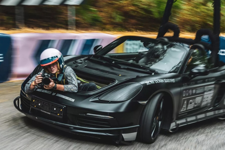 Dùng Porsche Boxster làm xe quay phim