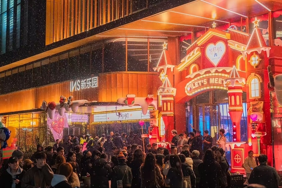 Đăng ký kết hôn tại hộp đêm