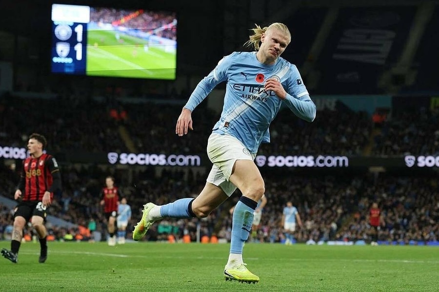 Haaland: 'VAR giúp đỡ tôi'