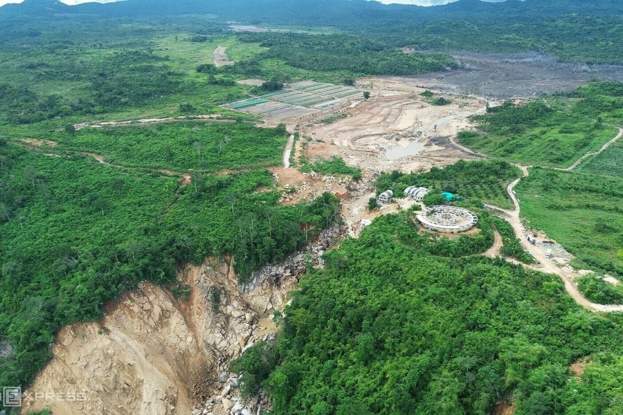 Lâm Đồng buộc doanh nghiệp phá tất cả hồ nước trên núi