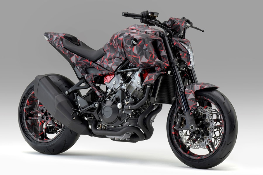 Honda V3R 900 E-Compressor - môtô mới mang động cơ siêu nạp