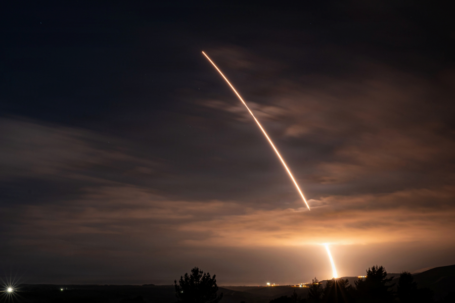 Mỹ phóng thử tên lửa đạn đạo xuyên lục địa Minuteman III